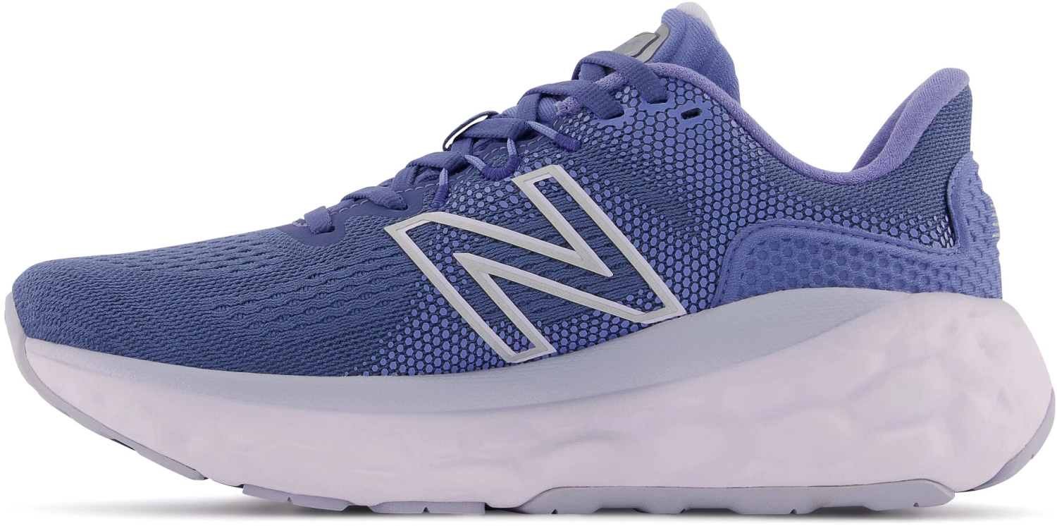 New Balance Fresh Foam More v3 Running Shoes Women, rose – Image 2